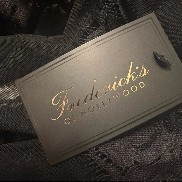 Frederick's of Hollywood Sheer Black Lace Robe Set NWT - Picture 6 of 8
